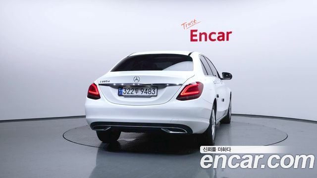 Mercedes-Benz C-Class W205 C220 d Avantgarde - фото 3
