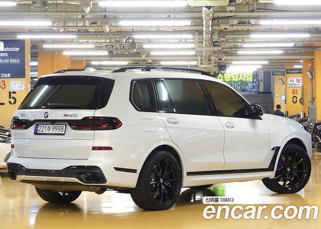 BMW X7 G07 M60i xDrive M sport 6STR - фото 1
