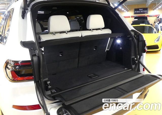BMW X7 G07 M60i xDrive M sport 6STR - фото 3