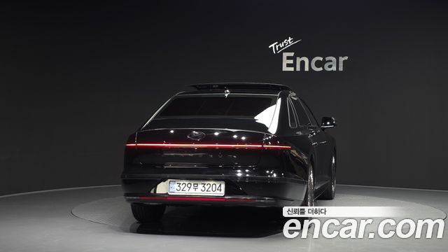 Hyundai Grandeur GN7 2,5 Gasoline 2WD Calligraphy - фото 3
