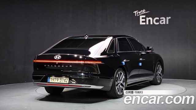Hyundai Grandeur GN7 2,5 Gasoline 2WD Exclusive - фото 1