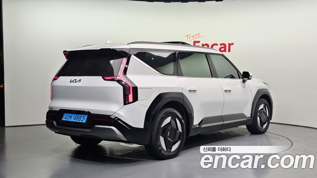 Kia EV9 Long Range 4WD Earth - фото 1