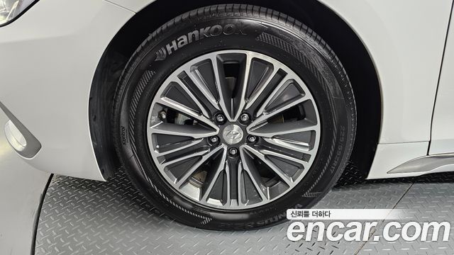 Hyundai Grandeur IG, гибрид Exclusive Special - фото 4