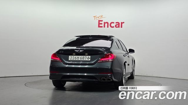 Genesis G70 2.0T Elite - фото 3