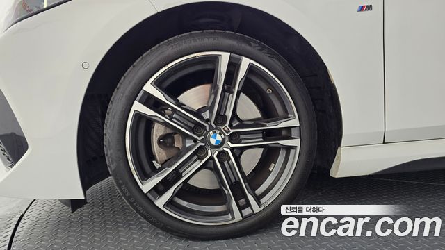 BMW 2-Series F44 220i M Sports - фото 4