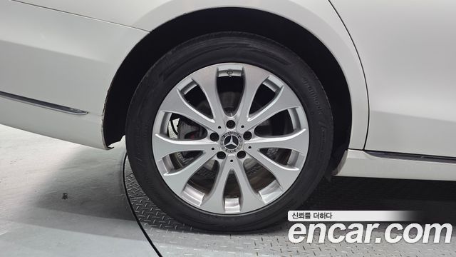 Mercedes-Benz E-Class W213 E300 Exclusive - фото 4