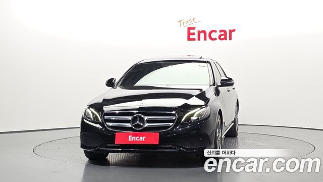 Mercedes-Benz E-Class W213 E300 Avantgarde - фото 2