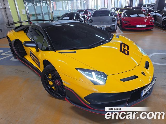 Lamborghini Aventador LP770-4 SVJ Roadster - фото 0
