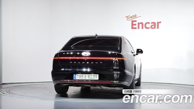 Hyundai Grandeur GN7 2,5 Gasoline 2WD Calligraphy - фото 3