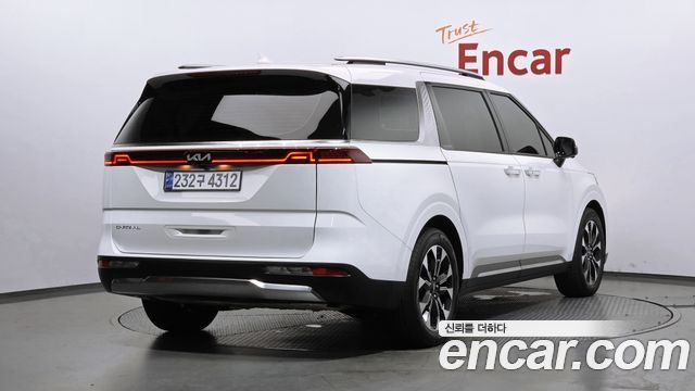 Kia Carnival 4-го поколения 9-Seater Noblesse - фото 1