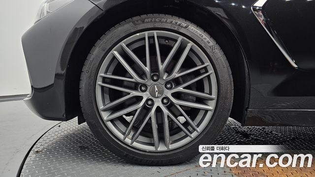 Genesis G70 2.0T AWD Supreme - фото 3