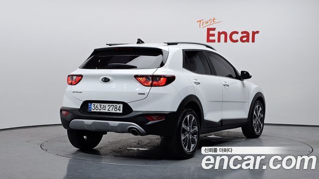 Kia Stonic 1.0 Turbo Prestige - фото 1