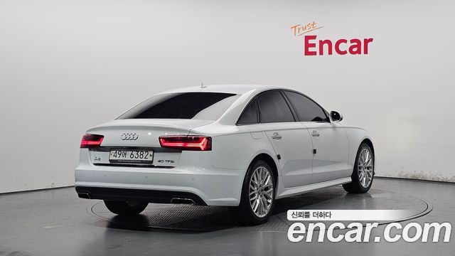 Audi A6 40 TFSI Premium C7 - фото 0