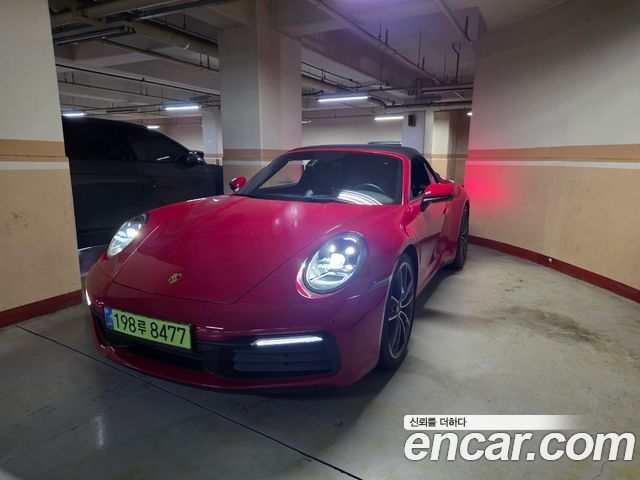 Porsche 911 Carrera 4 Cabriolet - фото 1