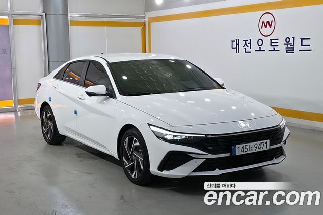 Hyundai Avante Новый CN7, гибрид Inspiration - фото 0