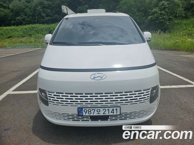Hyundai Staria 2WD Camping Car Special Vehicle - фото 0