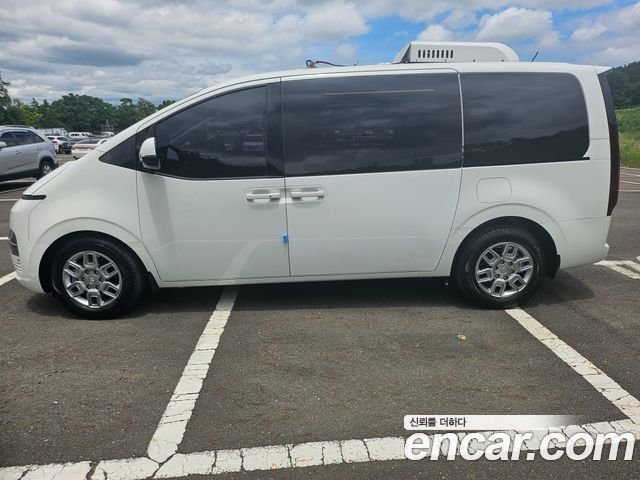 Hyundai Staria 2WD Camping Car Special Vehicle - фото 2
