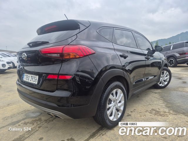 Hyundai Tucson Совершенно новый Diesel 2.0 2WD Smart - фото 3