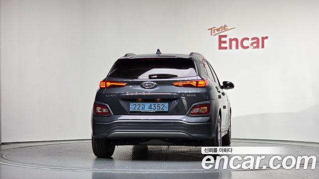 Hyundai Kona Premium - фото 3