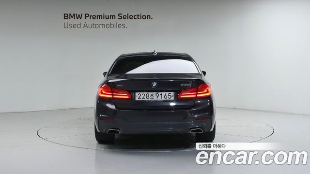 BMW 5-Series G30 530i xDrive M Sport Package Plus - фото 2