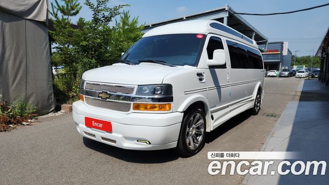 Chevrolet Express Van 6.0 - фото 0