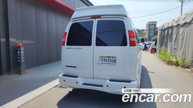 Chevrolet Express Van 6.0 - фото 3