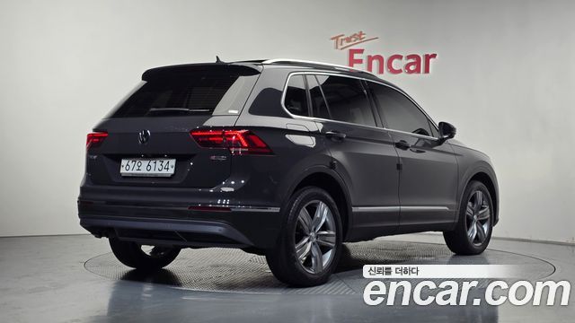 Volkswagen Tiguan 2-го поколения 2.0 TDI 4Motion Prestige - фото 1