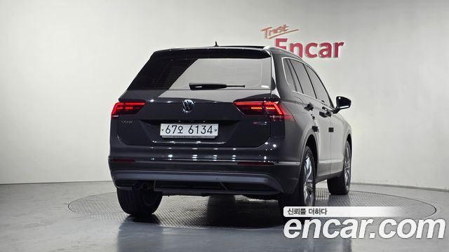 Volkswagen Tiguan 2-го поколения 2.0 TDI 4Motion Prestige - фото 3