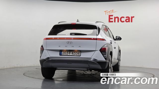 Hyundai Kona SX2 Gasoline 1.6 Turbo 2WD Inspiration - фото 3