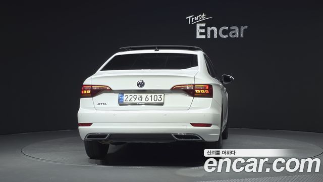 Volkswagen Jetta 7-го поколения 1.4 TSI Prestige - фото 3