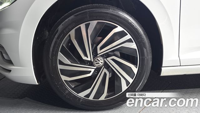 Volkswagen Jetta 7-го поколения 1.4 TSI Prestige - фото 4