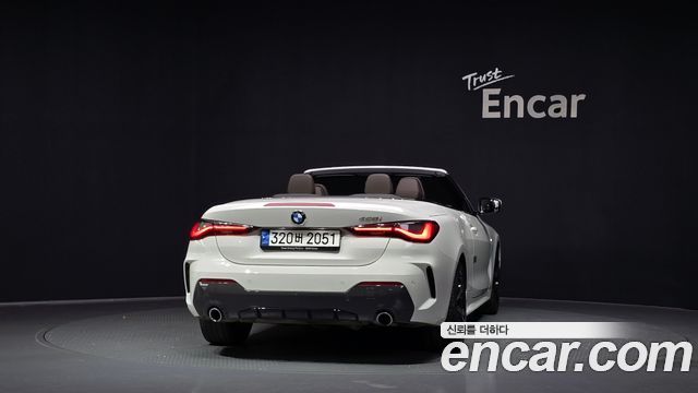 BMW 4-Series G22 420i M Sport Convertible - фото 3