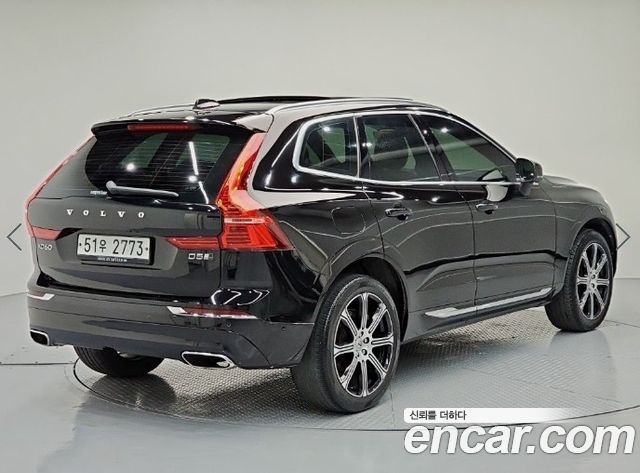 Volvo XC60 2-го поколения D5 Inscription - фото 3