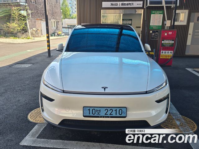 Tesla Model Y Premium RWD - фото 0