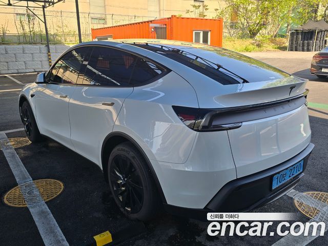 Tesla Model Y Premium RWD - фото 4