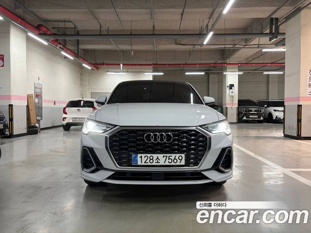 Audi Q3 F3 35 TDI Premium Sportback - фото 0