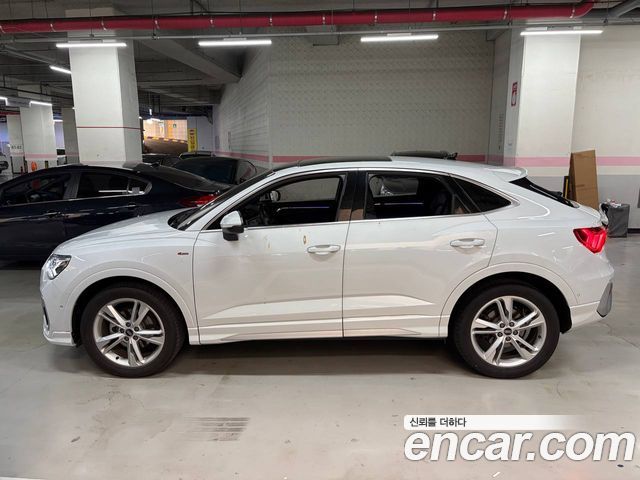 Audi Q3 F3 35 TDI Premium Sportback - фото 3