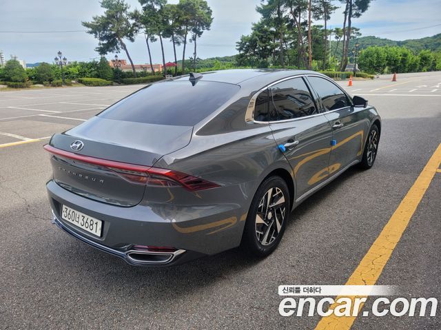 Hyundai Grandeur Новый IG, гибрид Exclusive - фото 1