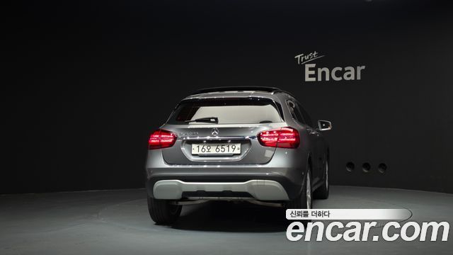 Mercedes-Benz GLA-Class X156 GLA220 - фото 3