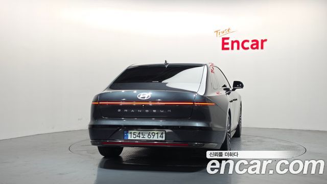 Hyundai Grandeur GN7 2,5 Gasoline 2WD Calligraphy - фото 3