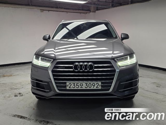 Audi Q7 45 TFSI Quattro - фото 2
