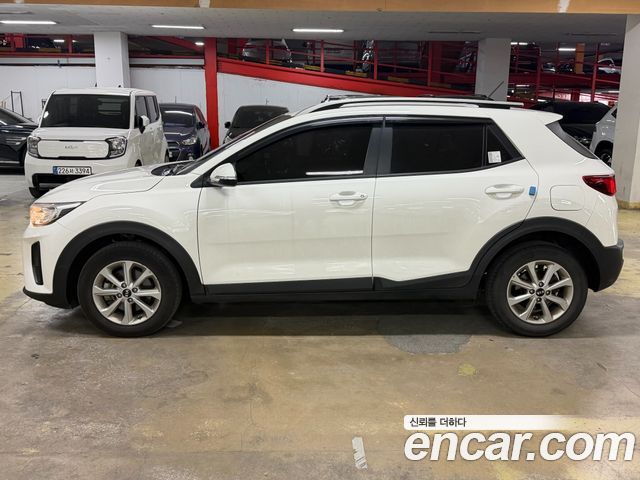 Kia Stonic Diesel 1.6 Deluxe - фото 2