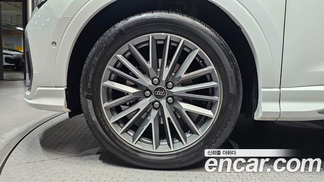 Audi Q3 F3 35 TDI Quattro Premium - фото 4