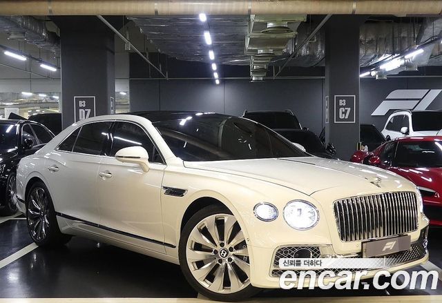 Bentley Flying Spur 3-го поколения 4.0 - фото 0