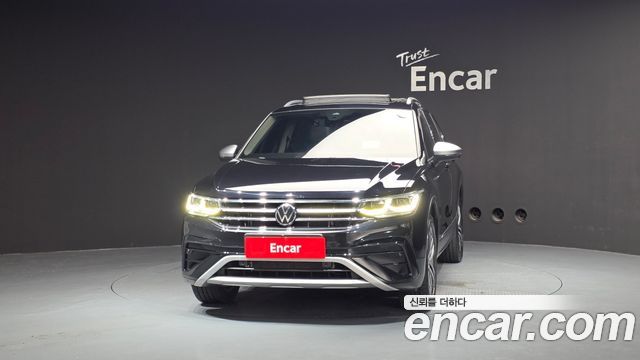 Volkswagen Tiguan 2.0 TSI Prestige - фото 2