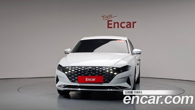 Hyundai Grandeur Новый IG, гибрид Le Blanc - фото 1