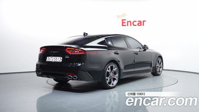 Kia Stinger 2.0 Turbo AWD Platinum - фото 1