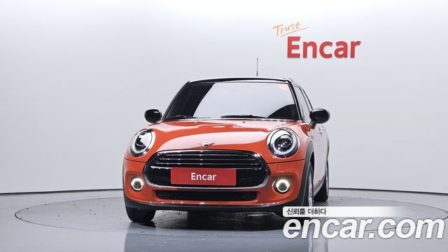 Mini Cooper 5Door Standard 3rd - фото 2