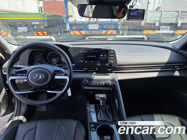 Hyundai Avante CN7, гибрид Smart - фото 2