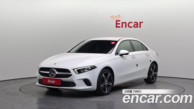 Mercedes-Benz A-Class W177 A250 4MATIC Sedan - фото 0